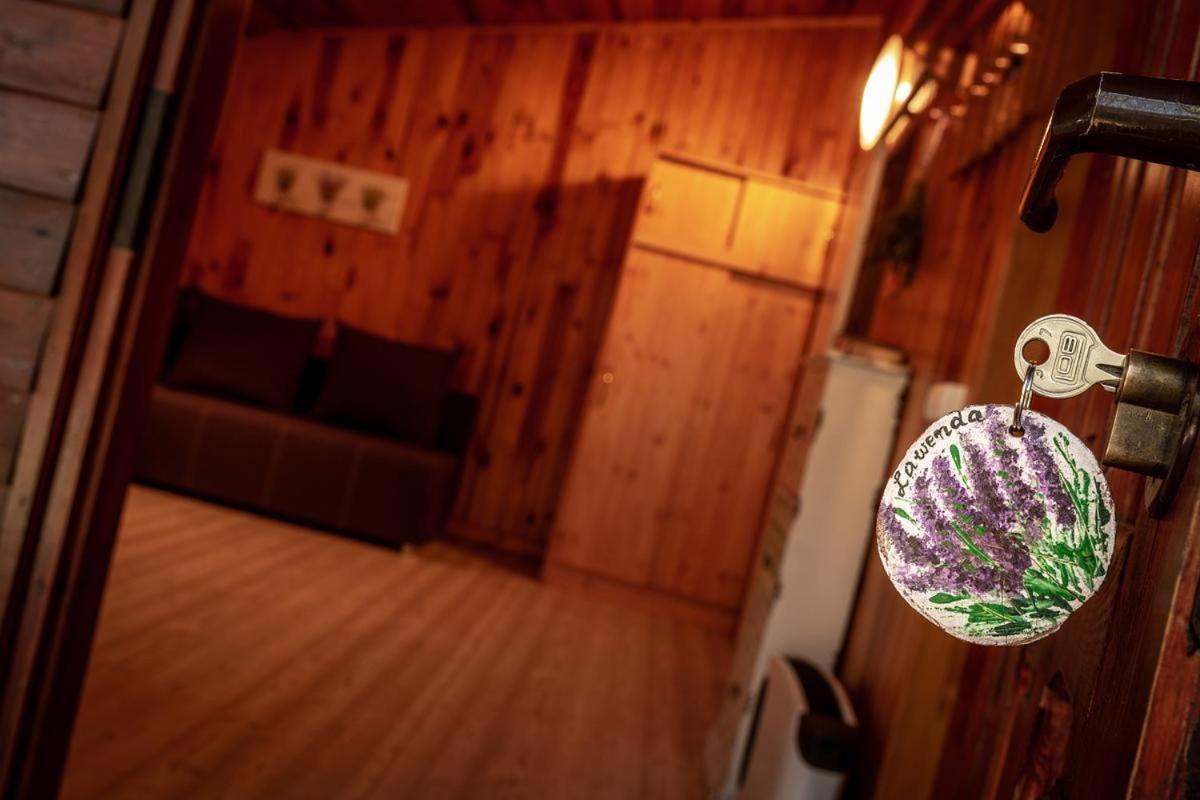 Aura Grotniki Hotell Grotniki  Eksteriør bilde